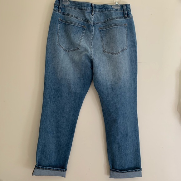 🆕J. Crew slim broken in boyfriend jeans - Picture 4 of 9